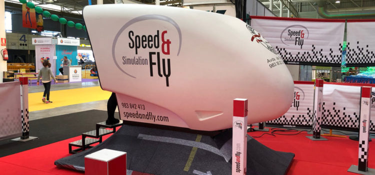 Emoción y pilotaje real en el simulador de Fórmula 1 Speed & Fly en Navival